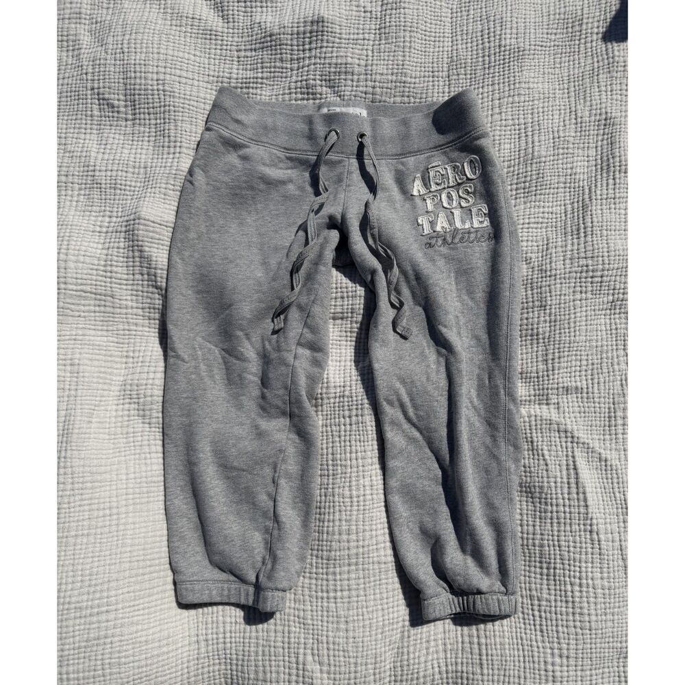Vintage Y2K Aeropostale Capri Sweatpants | Size S